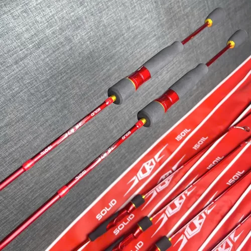 Cấu trúc phôi carbon xoắn và thiết kế 1 khúc của cần câu lure SOLID LK 1501L