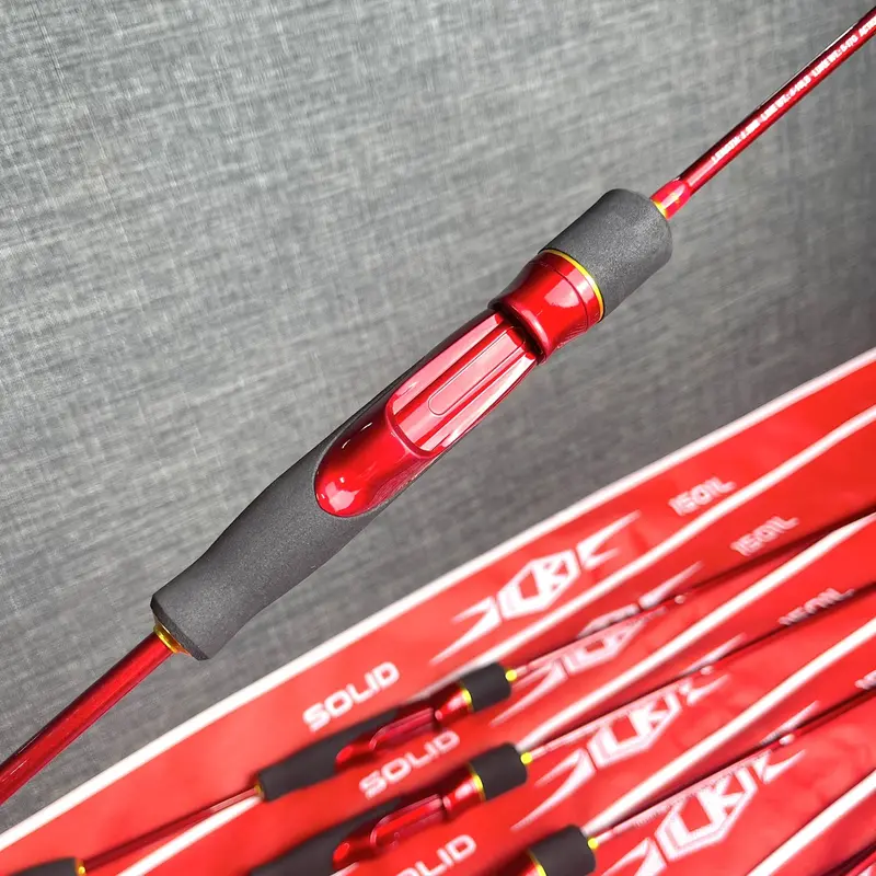 Chi tiết bát máy đứng màu đỏ sang trọng của cần câu lure SOLID LK 1 khúc