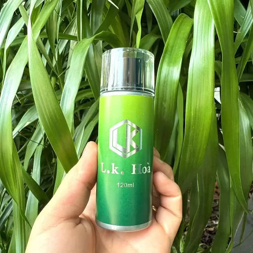 Chai hương liệu câu cá L.K Hòa 120ml vỏ màu xanh chuyên dụng để pha trộn cùng cám chép