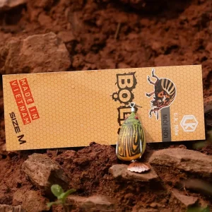 Mồi câu lure Bọ LK size M màu xanh rêu trên bao bì sản phẩm