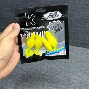 Mồi mềm Skipping mực nhỏ màu vàng chanh nổi bật giúp kích thích cá lóc săn mồi cực tốt khi câu