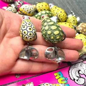 So sánh kích thước thực tế giữa mồi hơi rùa LK size S 7g và size L 13g