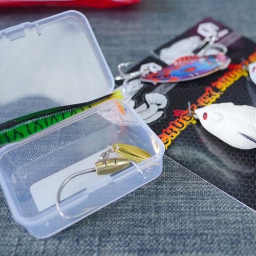 Combo câu lure cần Cheap LK máy Daiwa RS mồi nhái hơi Chuột LK màu trắng có thìa xoay