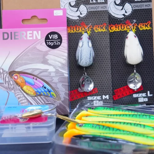 Combo mồi câu lure LK Hòa gồm chuột hơi mồi bướm sắt và lưỡi câu có thìa xoay