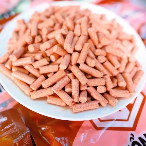 Hạt xả tổng hợp LK cận cảnh những viên mồi câu cá trắm đen tan chậm dưới nước