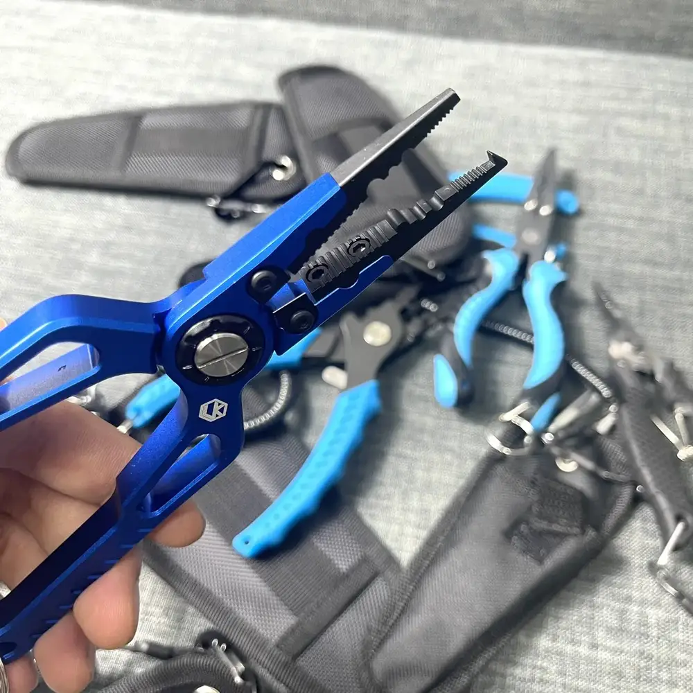 Kìm LK mở khoen mồi giả màu xanh dương có lưỡi cắt Tungsten bắt vít chắc chắ