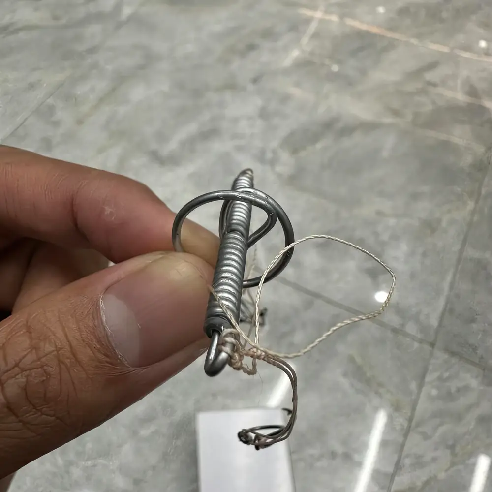 Lưỡi Lancer Độ cận cảnh phần lò xo quấn thép thủ công siêu chắc chắn