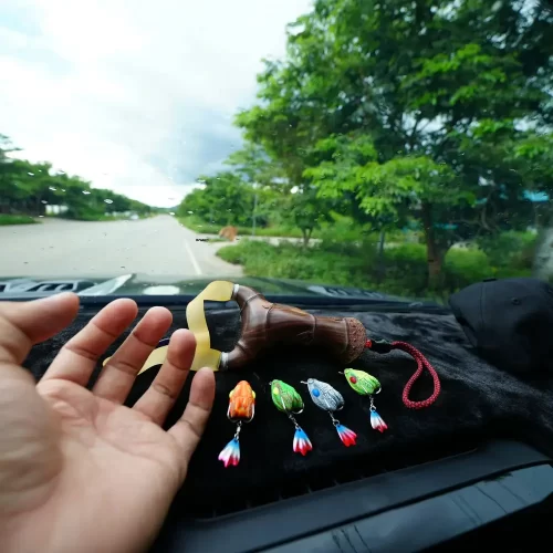 Mồi Câu Lure Rắn LK Snake trọn bộ 4 màu sắc đa dạng trưng bày cùng súng bắn chun