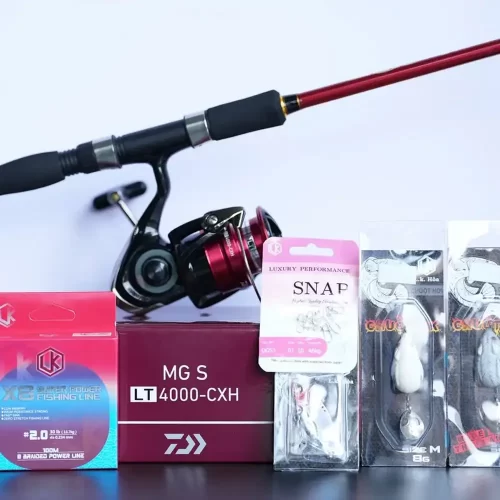 Combo câu lure cần SV LK máy Daiwa MG S bao gồm đầy đủ cần máy dây mồi phụ kiện