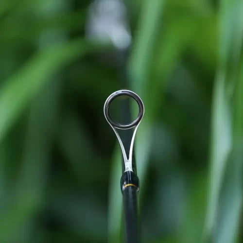 Combo câu lure cần SV LK máy Daiwa MG sở hữu hệ thống khoen sứ ra dây mượt
